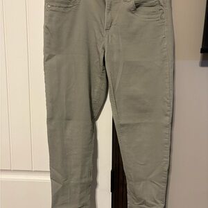 Democracy Women's Light Gray Skinny Jeans